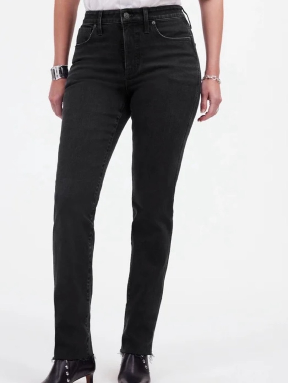 Madewell Black Straight-Leg Jeans for Women. Waist 15-16”. Rise 11”, Inseam 28”